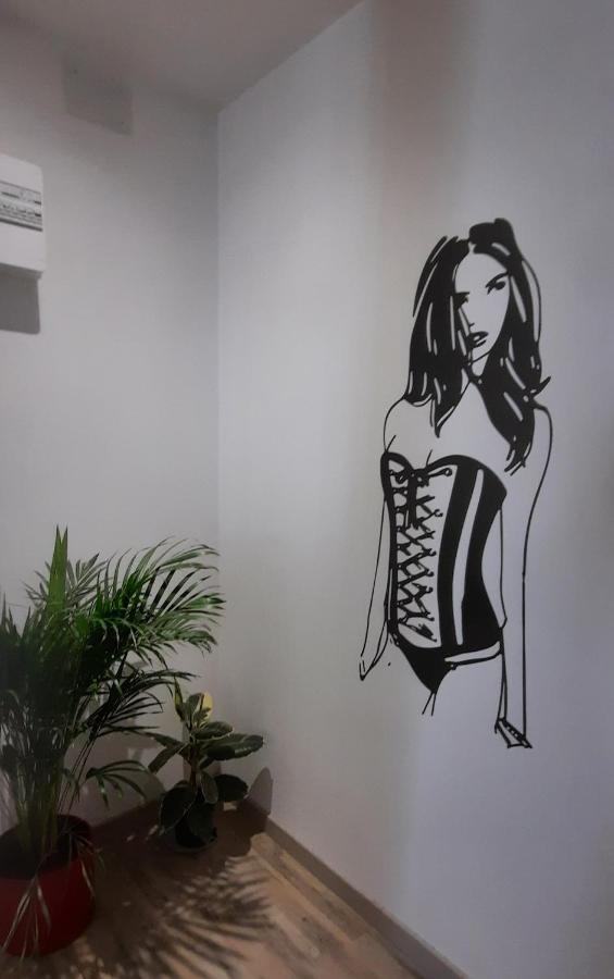 Nuit Insolite-Room Love Saint-Germain  Εξωτερικό φωτογραφία